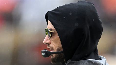 Mike McDaniel fired if Dolphins lose to Falcons? See salary, record 