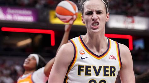 Indiana Fever score vs Connecticut Sun, Caitlin Clark player stats in win