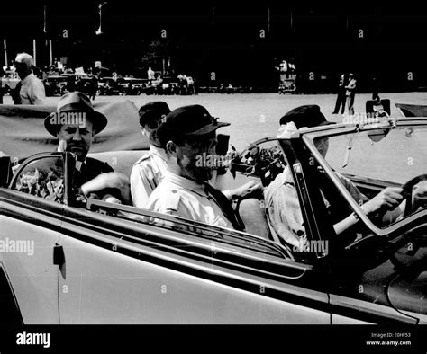 Second war world car Black and White Stock Photos & Images - Alamy 