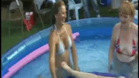 N187 Three S Play In The Wadding Pool MILF HOT WIVES CLUB MARRIED S Clips4sale