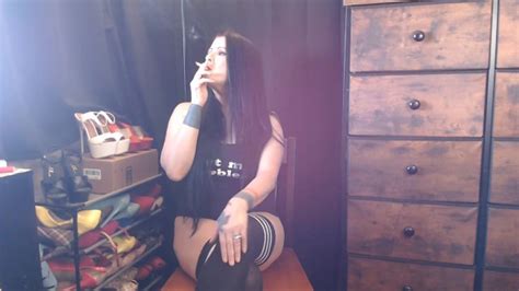 Very Smokey Cigarette Smoking Milf Big Tits Sfw Xxx Mobile Porno Videos Movies IPornTV Net