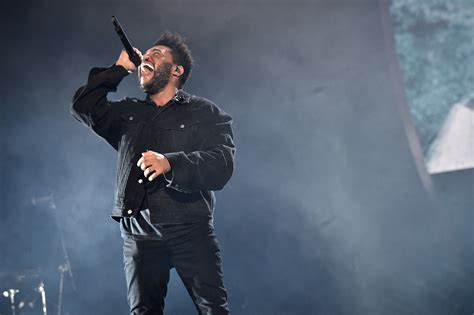 The Weeknd Will Perform Entirely Live at the Super Bowl in an