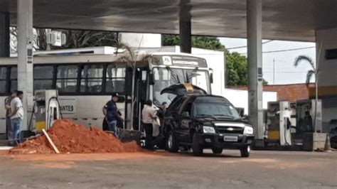 Homem é encontrado morto dentro de ônibus alugado em Regente Feijó