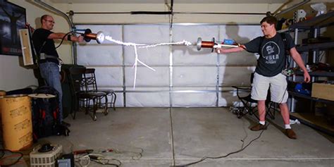 Tesla Coil Gun Duel Is Seriously Ridiculous (VIDEO) | HuffPost