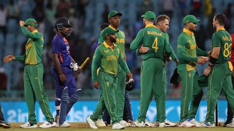 In Pics South Africa Wins First Odi Against India By 9 Runs