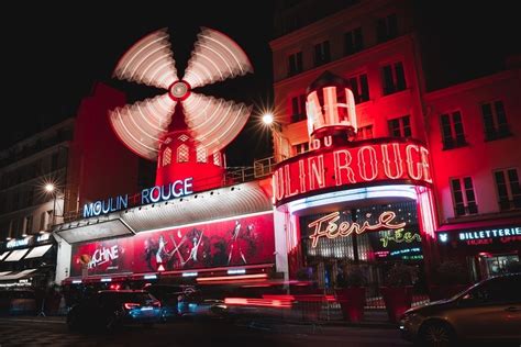 Cabaret Moulin Rouge De París Francia Molino Rojo Entradas