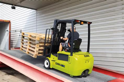 Clark Electric Forklift Gtx Gtx Gtx S Kg