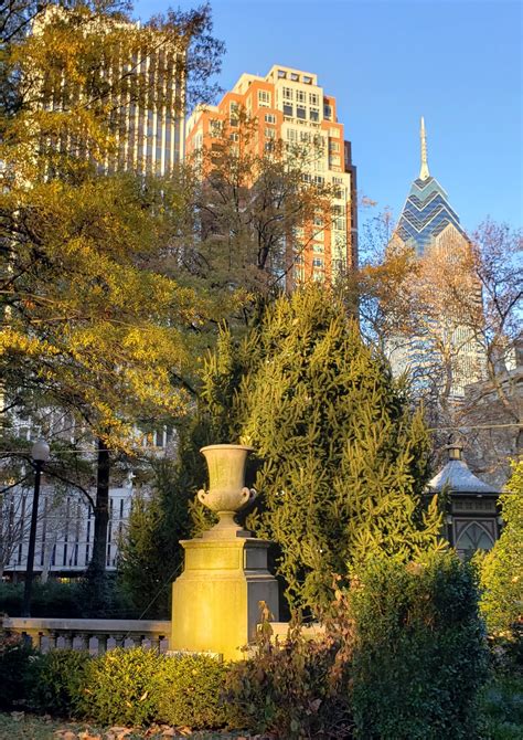 Complete Guide To Rittenhouse Square | 5 Things to do – Shoot Philadelphia