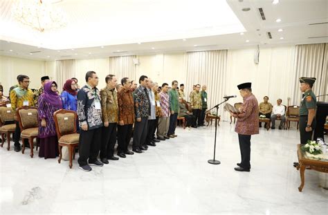 Umsurabaya On Twitter Selamat Atas Dilantiknya Rektor Umsurabaya Dr