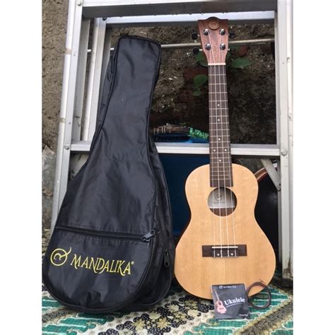 Jual Gitar Ukulele Concert Mandalika Shopee Indonesia