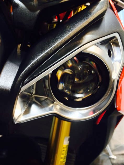 Naked RR The S1000 R