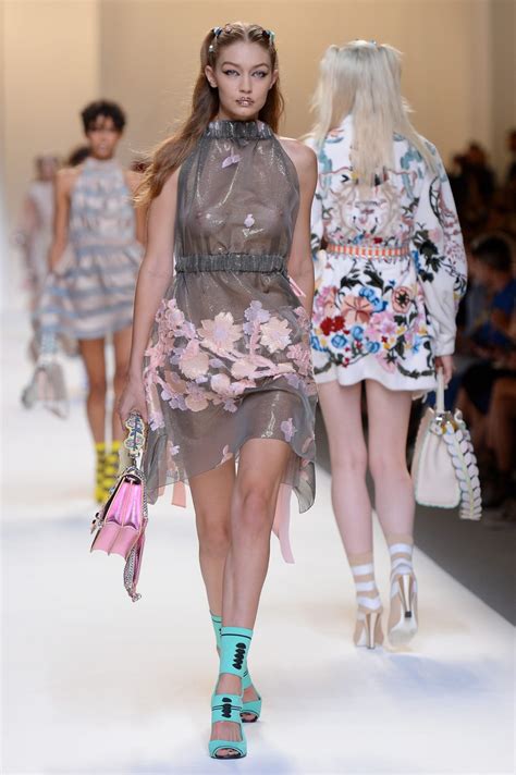 Gigi Hadid Nude Sex Scene Videos CelebMasta