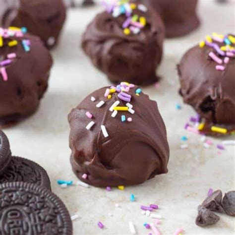 No Bake Oreo Cookie Balls Ilona S Passion