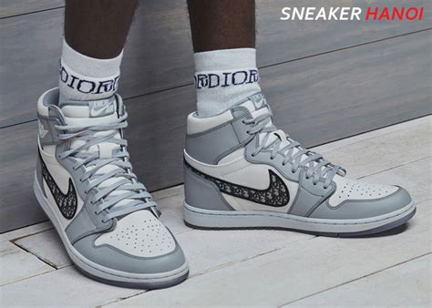 Top 10 đôi giày HOT TREND nhất năm 2023 bạn nên sở hữu EU Vietnam Business Network EVBN