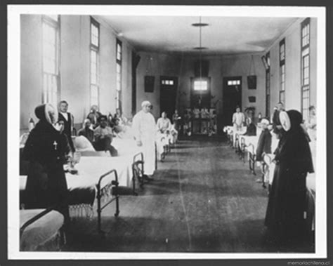 Sala de hospital atendida por la Congregación de la Providencia hacia