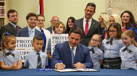 DeSantis Signs Florida Bill That Opponents Call Dont Say Gay The New York Times
