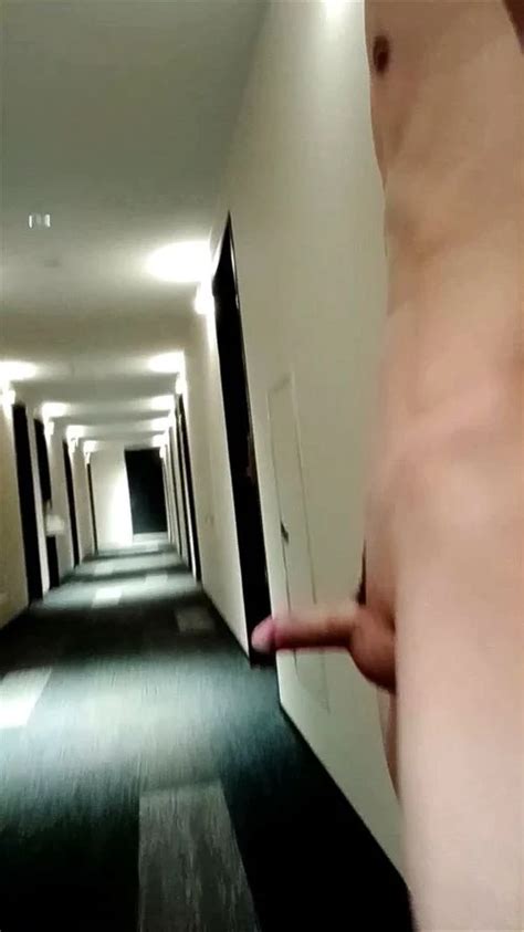 Assista Nude Exbitionist Masturbation Porn Spankbang