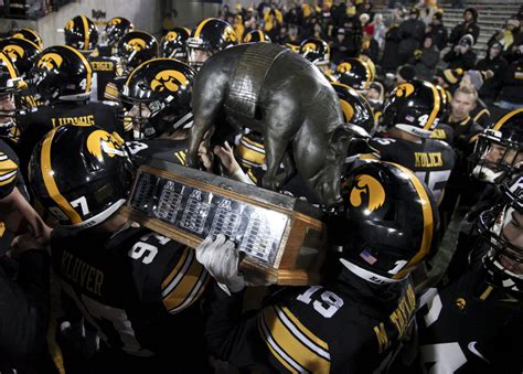 Iowa Football vs. Minnesota preview: 3 Things to watch and a prediction