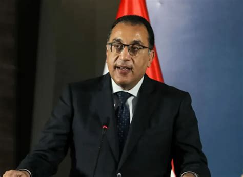 رئيس الوزراء مصر ستمضي في برنامج الخصخصة مركز الروابط للدراسات
