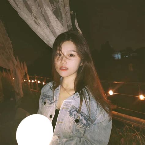 Kiss Me Babe Scrolller