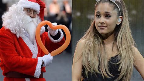 ariana grande    repulsed  santa   hit