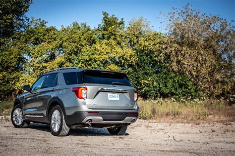 2020 Ford Explorer Hybrid: Electrified for long hauls - CNET