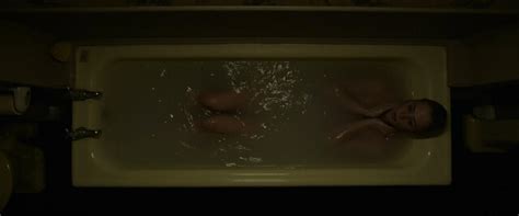 Nude Video Celebs Mackenzie Davis Sexy The Turning