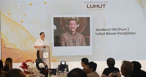 Buku Biografi Luhut Telah Terbit Luhut Binsar Pandjaitan Kado