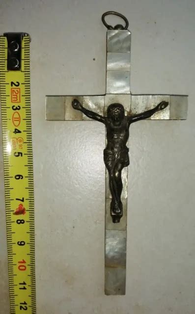 T Croix Pectorale Ancienne Crucifix Nacre Et Bois X Cm J Rusalem