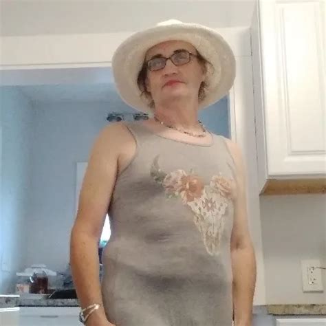 Ira Sveta Massage 2011 01 18 Shemale Couple Porn XHamster