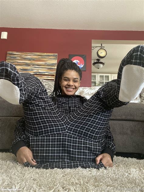 Nakedzena Nakedearth Al Nude OnlyFans Leaks Fappening FappeningBook