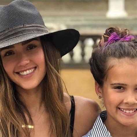 Jessica Alba Glows In Bikini Pics On Self Care Getaway