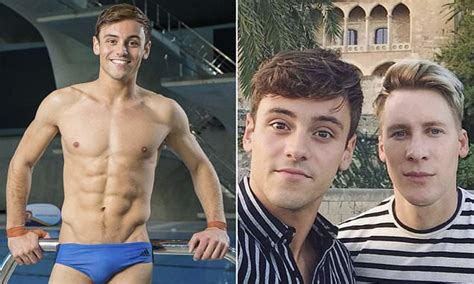 Tom Daley Had Online Sex Session With Fan Daily Mail Online