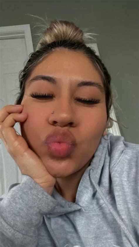 Blonde Hair Latina Latina Babe Latina Aesthetic At Home IG Post Latina Fashion