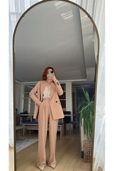 Bonnline Keten Krep Kuma Hardal Nude Tak M Elbise Fiyat Yorumlar Trendyol