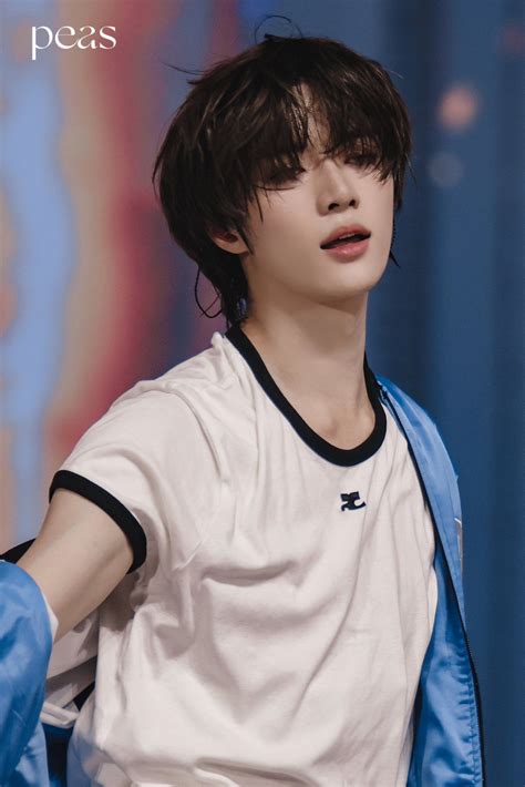 Pin By Mckenna Richmond On Beomgyu Txt Choi Daniel Hot Korean Guys