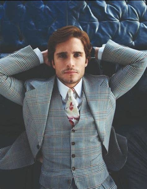 Pin By Krystyna Siemińska On Diego Boneta Well Dressed Men Diego Boneta Handsome Men