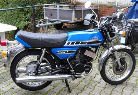 YAMAHA RD 200 DX