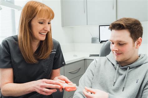 Dentist in Dundee | Discovery Dental