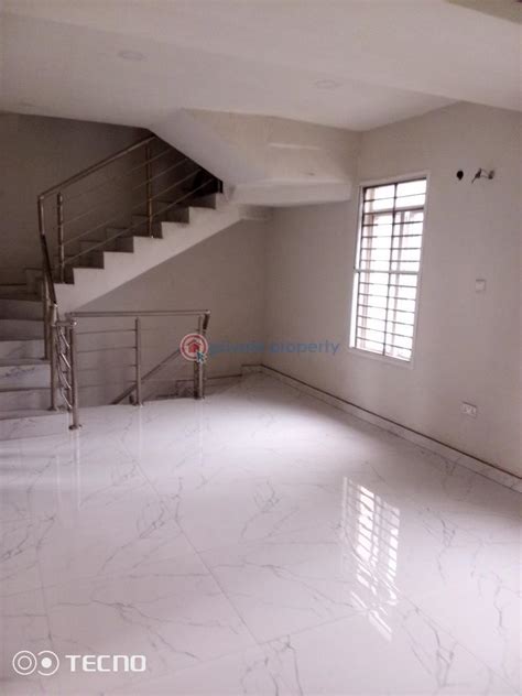 For Sale 3 Bedroom House Yaba Tech Staff Quarter Yaba Lagos PID