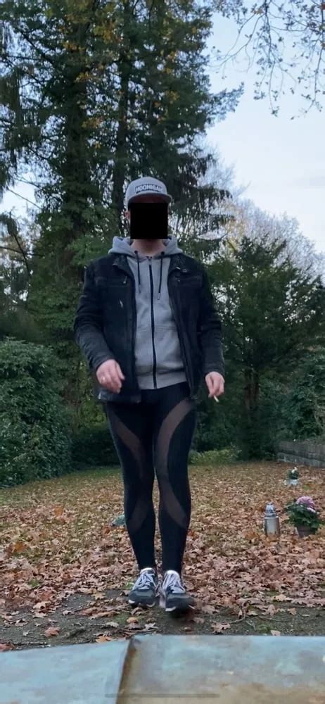 Walking Outfits Nude Pics XHamster