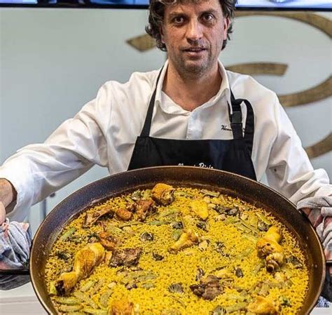 Vicente Rioja El Chef Valenciano Que Elabora La Mejor Paella Del