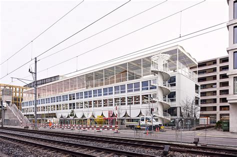 Neubau Schulanlage Allmend Mit Passerelle Haspelsteg Stadt Z Rich