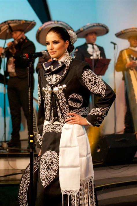 Traje De Mariachi Mujer