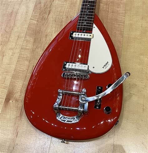 Vox Mark Iii Teardrop Electric Guitar Red Used 1999 Reverb