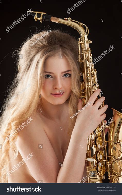 Portrait Sexy Beautiful Nude Pinup Girl Stock Photo 287949287 Shutterstock