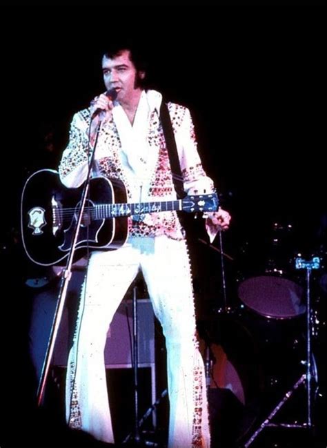 Elvis Presley Photos Blog Elvis Presley Live On Stage