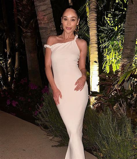 Cara Santana Sexy In Bikini And Braless 8 Photos The Fappening