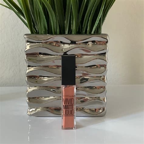 Maybelline Makeup Maybelline Color Sensational Vivid Matte Liquid In Nude Thrill Poshmark