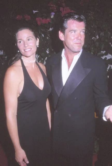 Kb Size Photographer Pierce Brosnan And Keely Shaye Smith Slide P